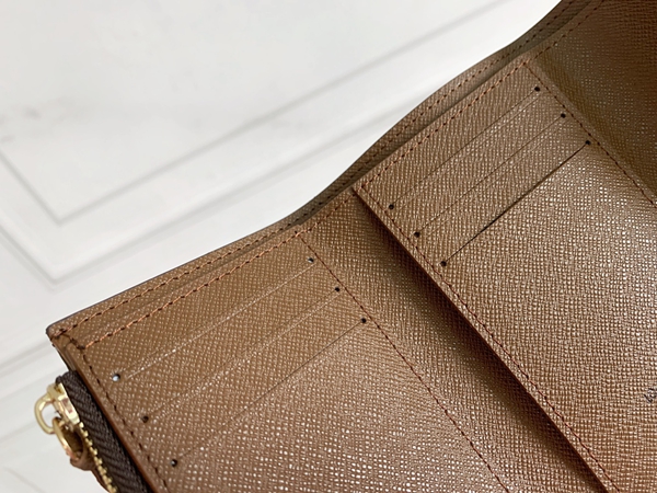 LVコピーウォレット素材ディテール